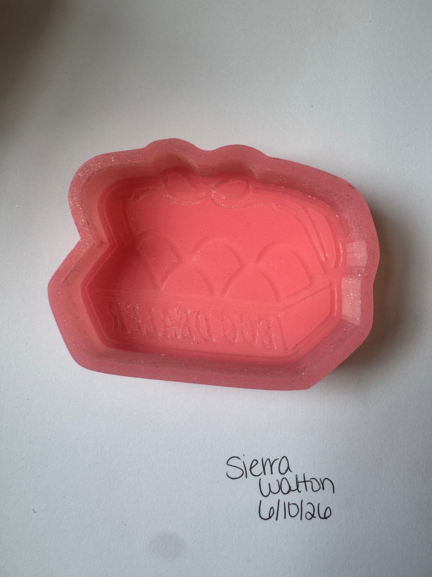 Egg Dealer Mold