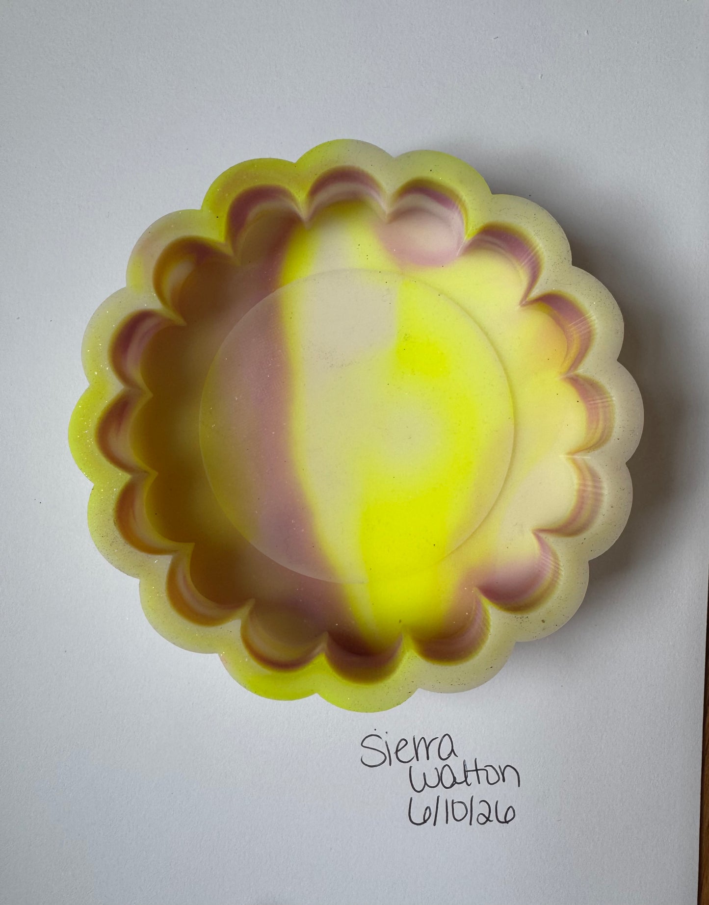 3.5” round scallop frame mold